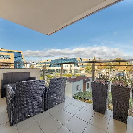 Seaside With Sunny Terrace アパート *